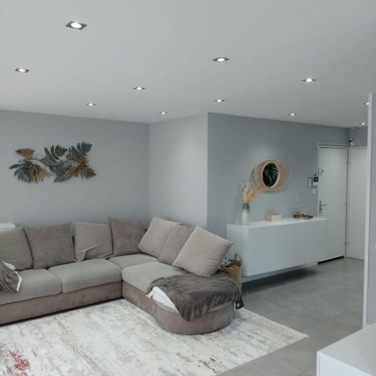  Annonces TASSIN : Appartement | SAINTE-FOY-LES-LYON (69110) | 96 m2 | 329 000 € 