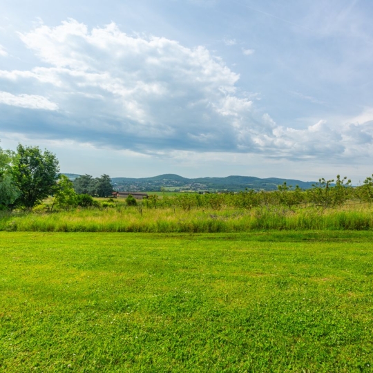  Annonces TASSIN : Maison / Villa | FLEURIEUX-SUR-L'ARBRESLE (69210) | 134 m2 | 690 000 &euro; 