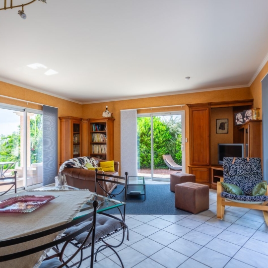  Annonces TASSIN : Maison / Villa | FLEURIEUX-SUR-L'ARBRESLE (69210) | 134 m2 | 690 000 &euro; 
