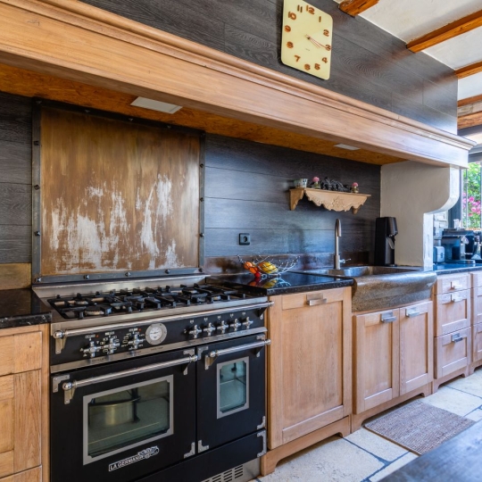  Annonces TASSIN : House | MILLERY (69390) | 267 m2 | 750 000 &euro; 