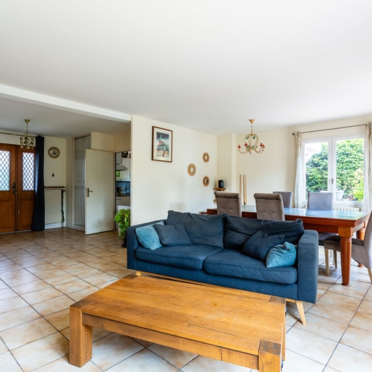  Annonces TASSIN : Maison / Villa | FRANCHEVILLE (69340) | 147 m2 | 630 000 &euro; 