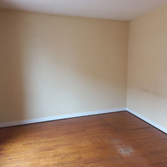 Annonces TASSIN : Immeuble | LA TOUR-DE-SALVAGNY (69890) | 162 m2 | 550 000 &euro; 
