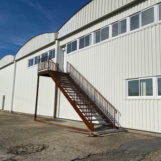  Annonces TASSIN : Local / Bureau | LYON (69001) | 2 600 m2 | 14 613 &euro; 