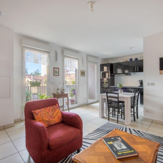  Annonces TASSIN : Appartement | BRON (69500) | 62 m2 | 239 000 &euro; 