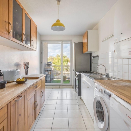  Annonces TASSIN : Appartement | LYON (69008) | 70 m2 | 225 000 &euro; 