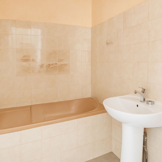  Annonces TASSIN : Apartment | VENISSIEUX (69200) | 51 m2 | 142 000 &euro; 