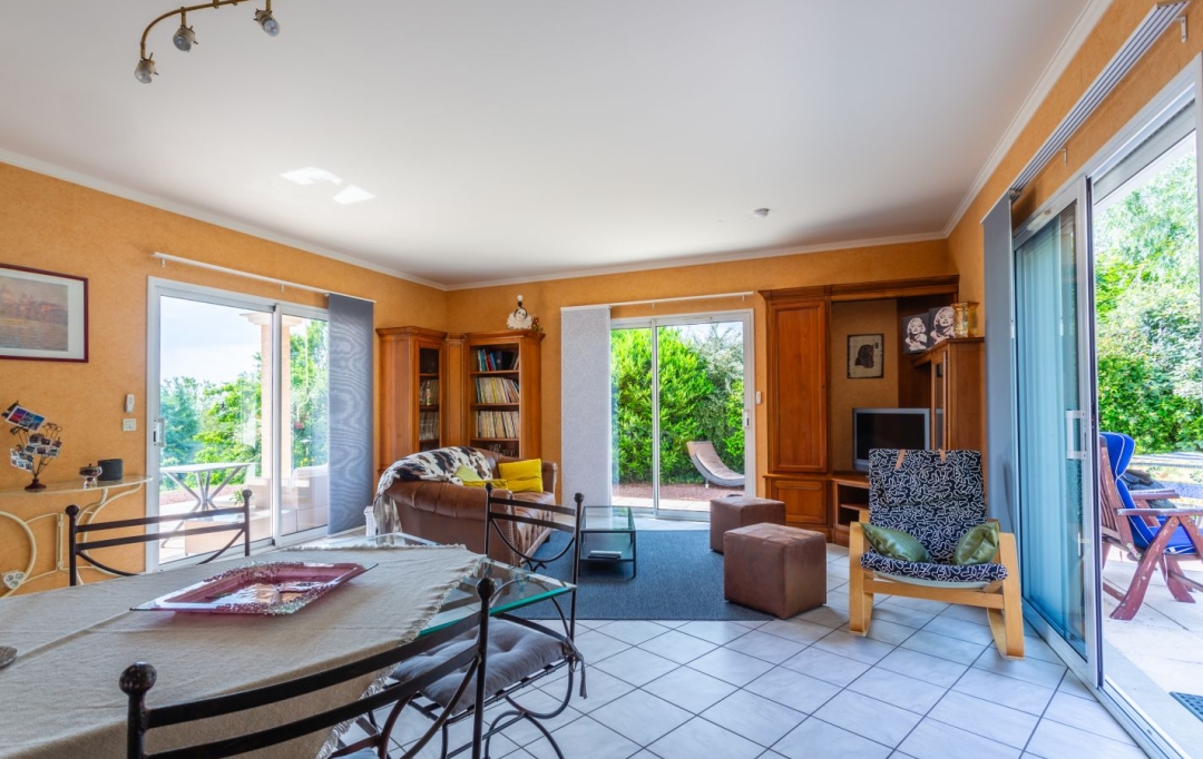 Annonces TASSIN : Maison / Villa | FLEURIEUX-SUR-L'ARBRESLE (69210) | 134 m2 | 690 000 &euro; 
