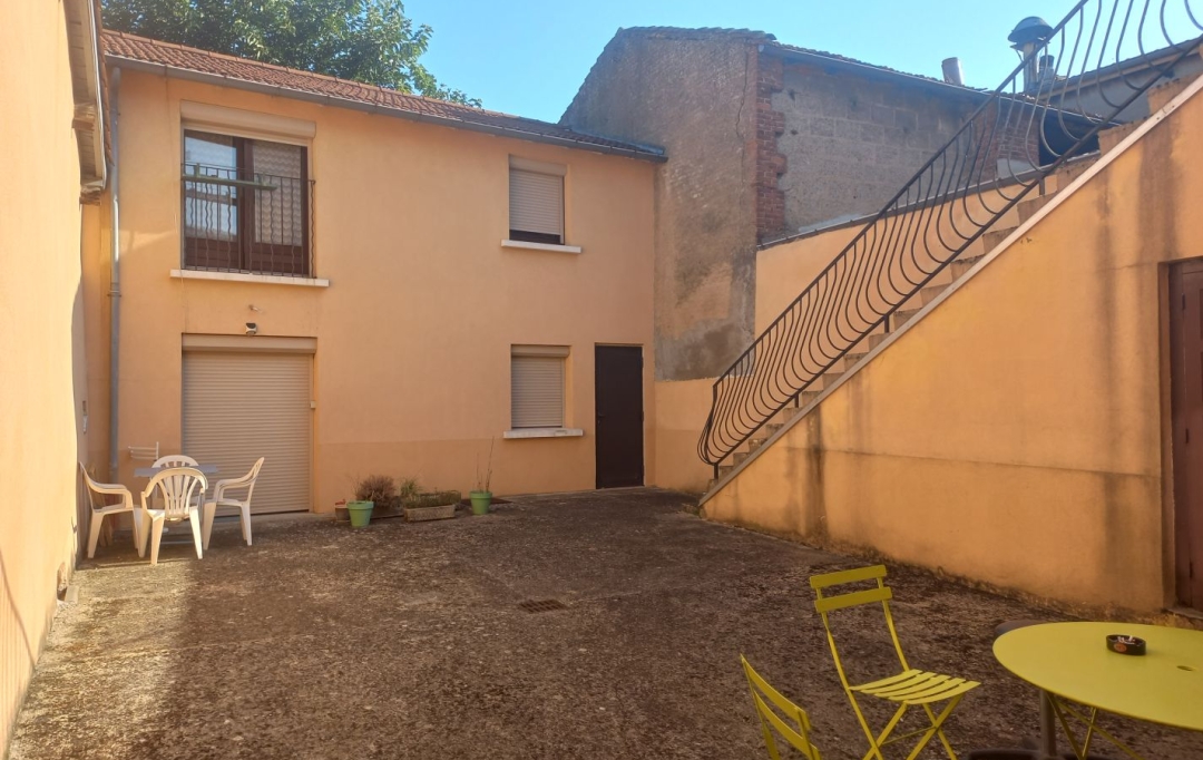 Annonces TASSIN : Immeuble | LA TOUR-DE-SALVAGNY (69890) | 162 m2 | 550 000 &euro; 