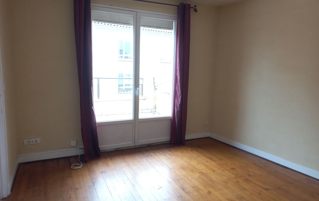 Annonces TASSIN : Immeuble | LA TOUR-DE-SALVAGNY (69890) | 162 m2 | 550 000 &euro; 