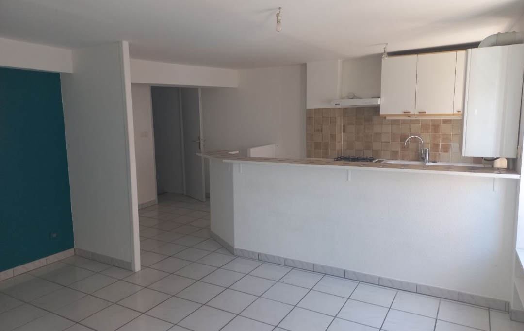 Annonces TASSIN : Immeuble | LA TOUR-DE-SALVAGNY (69890) | 162 m2 | 550 000 &euro; 