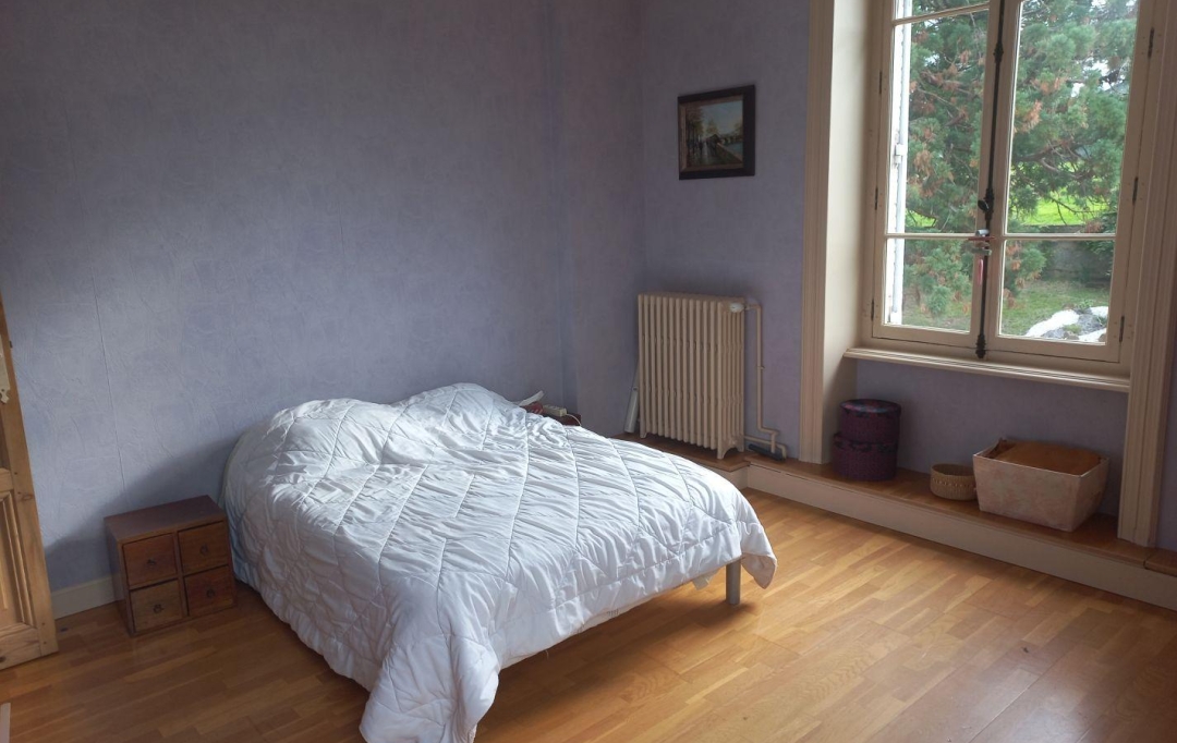 Annonces TASSIN : Appartement | SAINT-PIERRE-LA-PALUD (69210) | 119 m2 | 235 000 &euro; 