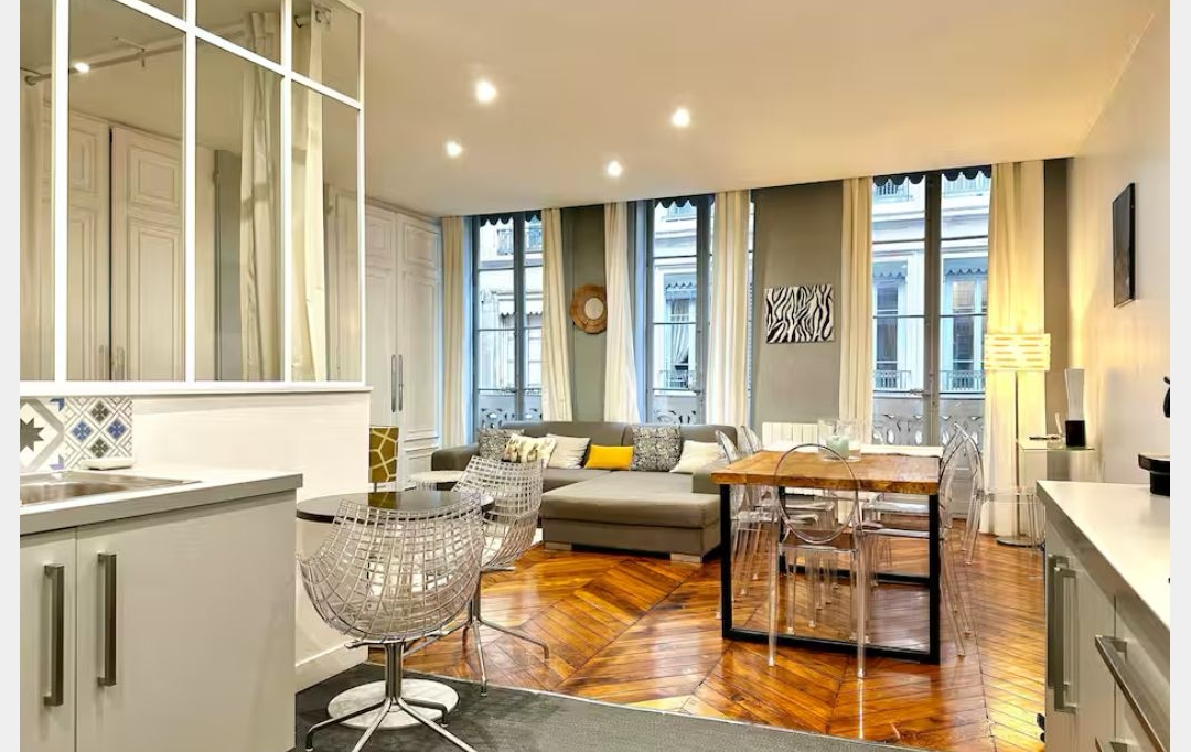 Annonces TASSIN : Appartement | LYON (69002) | 55 m2 | 1 950 &euro; 