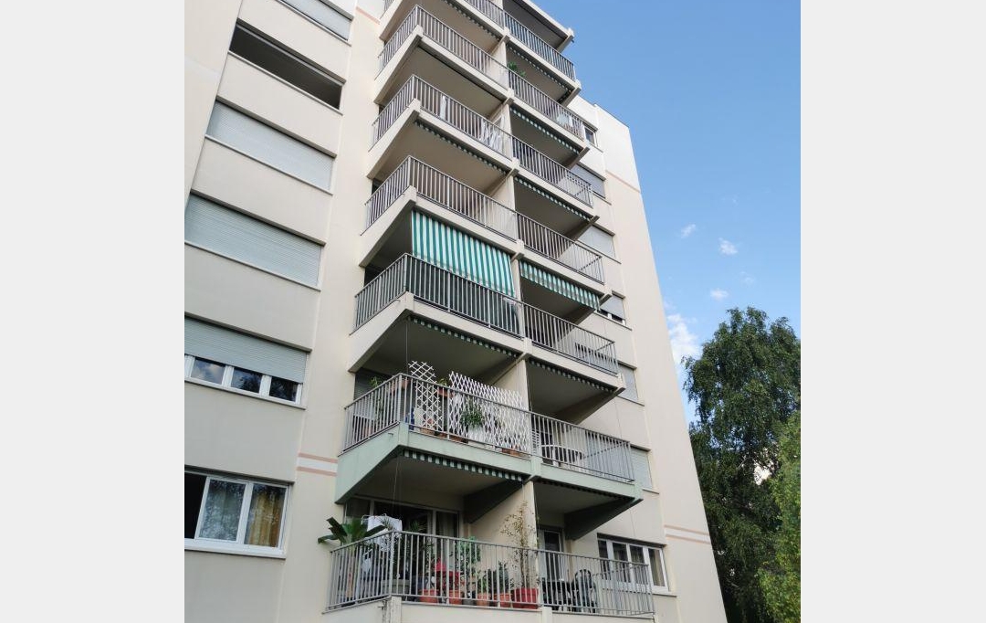Annonces TASSIN : Appartement | SAINTE-FOY-LES-LYON (69110) | 61 m2 | 189 000 € 