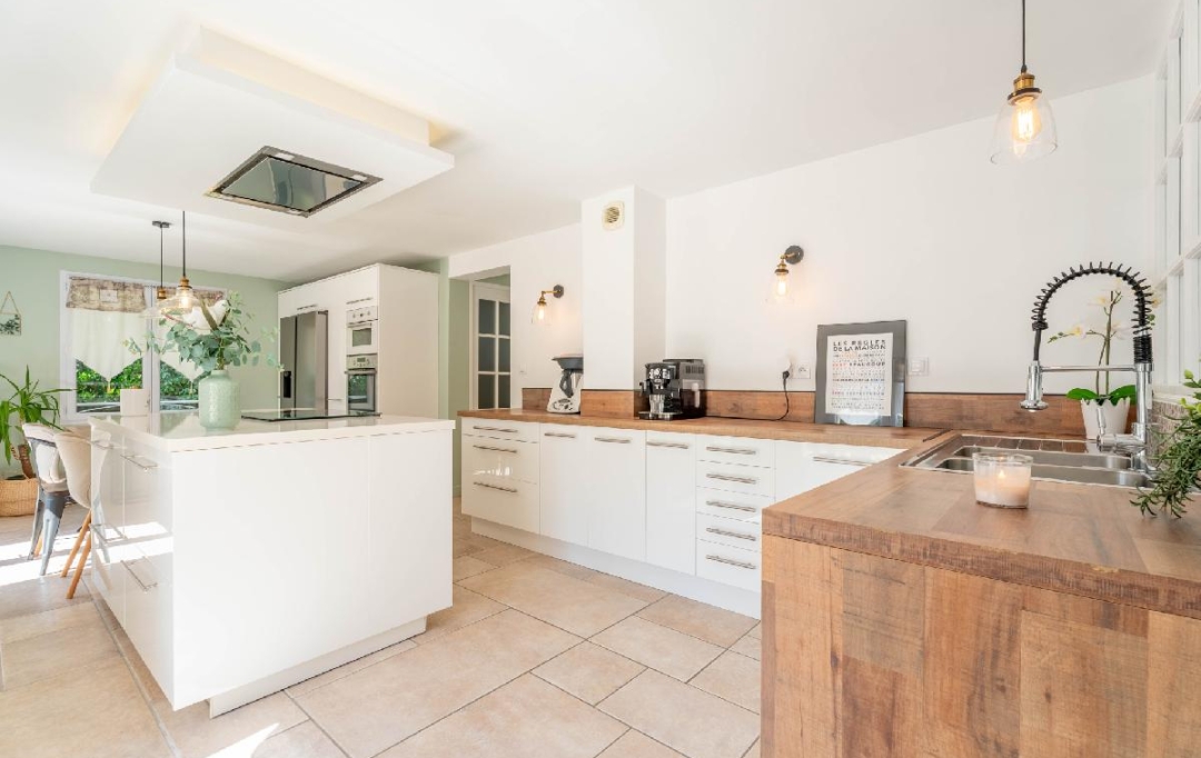 Annonces TASSIN : Maison / Villa | CHAPONOST (69630) | 176 m2 | 897 000 &euro; 