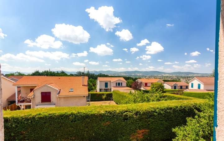 Villa   FRANCHEVILLE  147 m2 630 000 € 
