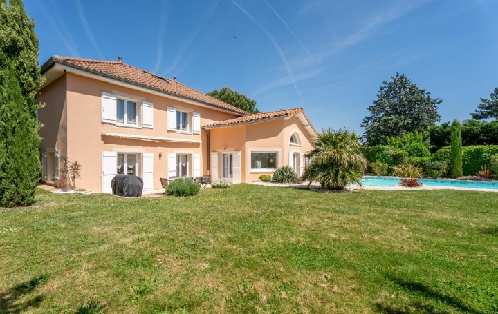 Maison   CHAPONOST  176 m2 897 000 € 